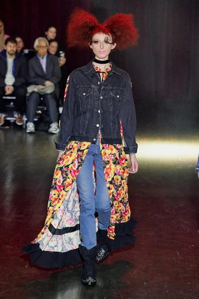 Look 7